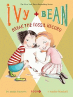 Ivy_and_Bean_break_the_fossil_record